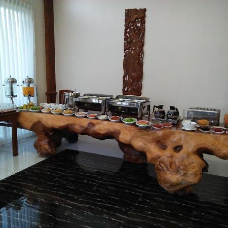 81 Central Hotel Nyaung Shwe Εξωτερικό φωτογραφία